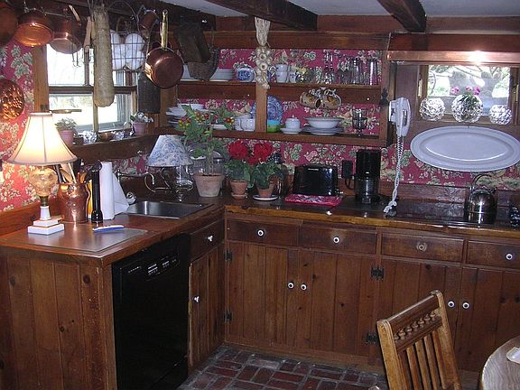 Country kitchen w/rustic beams