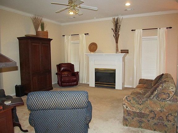 4th image of 1106 McKenzie Dr