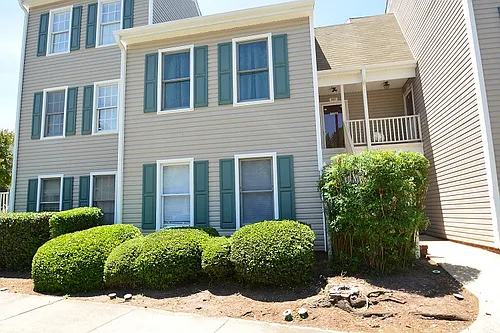 3319 Tarleton W Photo 1