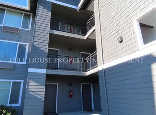 1100 Q St #205, Springfield, OR 97477
