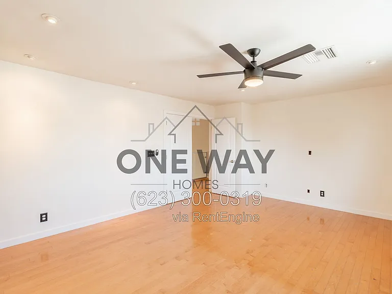 1325 W Lobo Ave — Photo 36