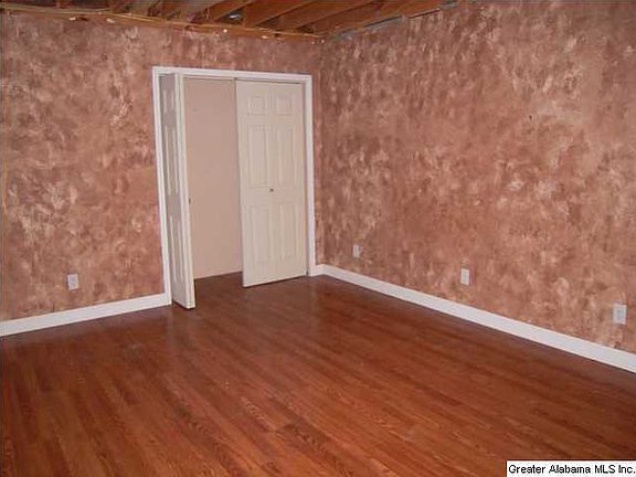 4th image of 4199 Oak Park Dr