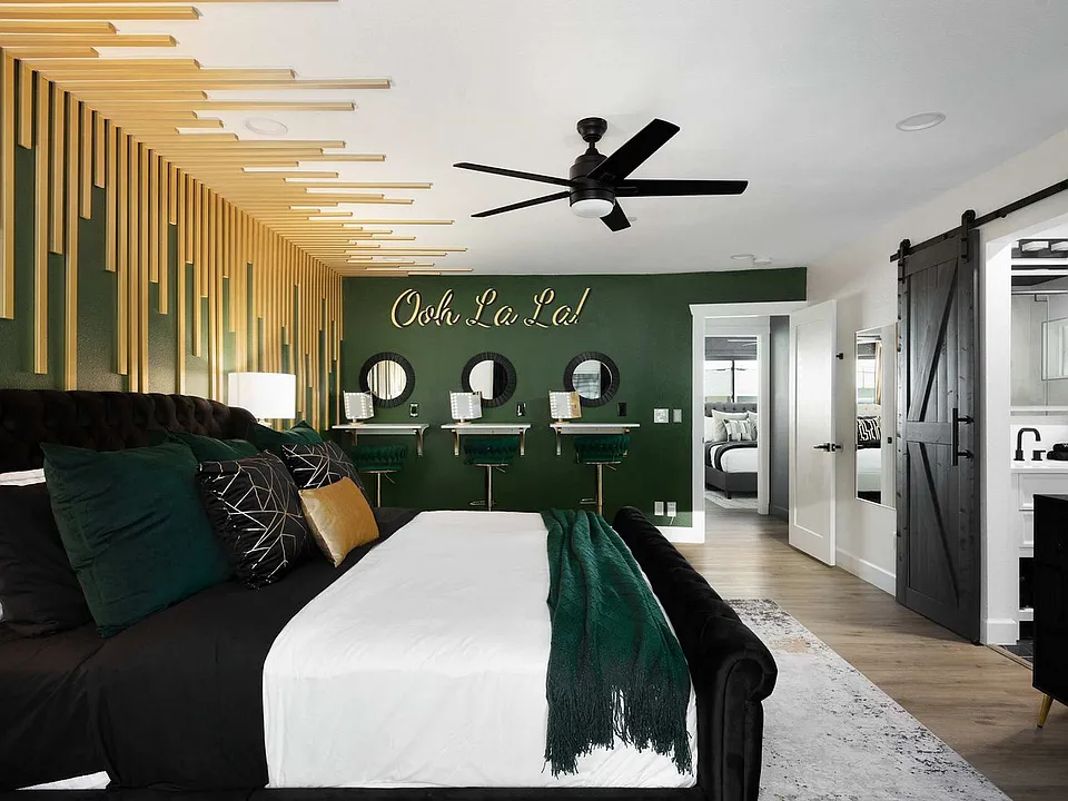 Bedroom