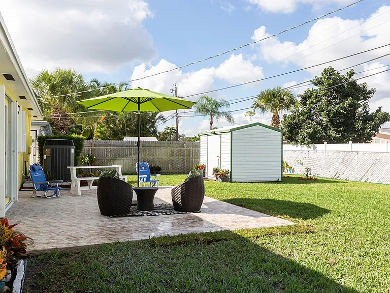 343 Balsam St — Photo 33