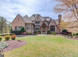 5394 Brendlynn Dr, Suwanee, GA 30024
