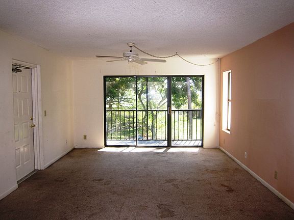 2nd image of 3732 Savoy Ln APT F2