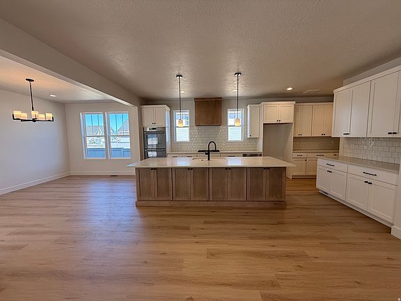 3rd image of 7084 W Bluefin Rd S