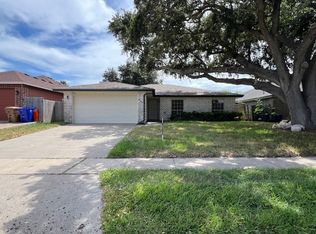 805 Truk Dr, Corpus Christi, TX 78418
