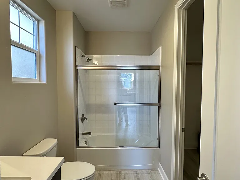 1004 Forest St #A — Photo 15