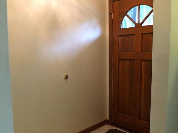 3rd image of 2150 Glen Dr