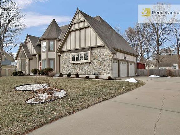 Side-entry three-car garage!