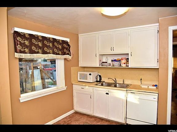 5th image of 1306 S Montgomery St