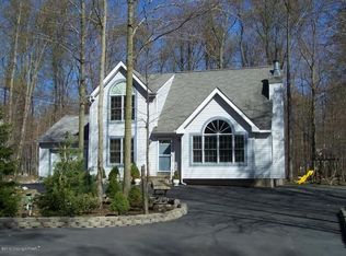 174 Minisink Dr, Pocono Lake, PA