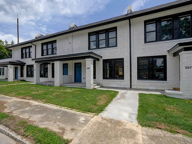 209 S Woodrow St — Photo 20