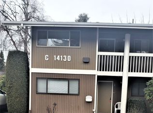 14130 SE 17th Pl APT C1, Bellevue, WA 98007