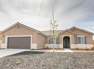 2210 Swift Ave, Clovis, CA 93611