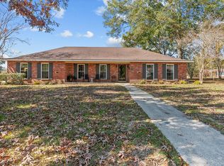 25 Duff St, Columbia, MS 39429
