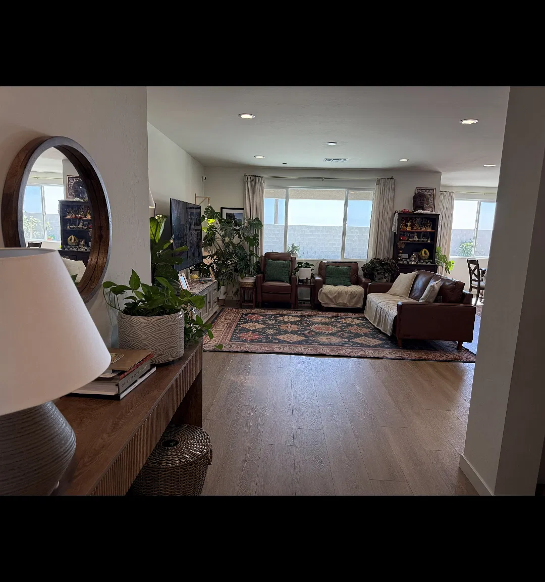 4 bed, 2141 sqft, $3,300 — Photo 3