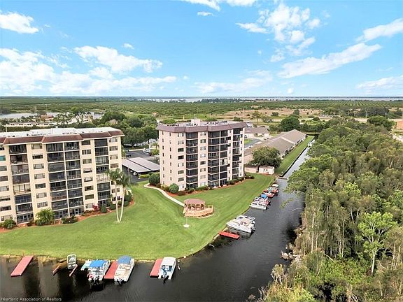 2nd image of 117 Country Club Dr Unit 201-1