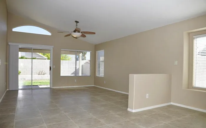 3 bed, 2.0 bath, 1615 sqft, $1,970 — Photo 4