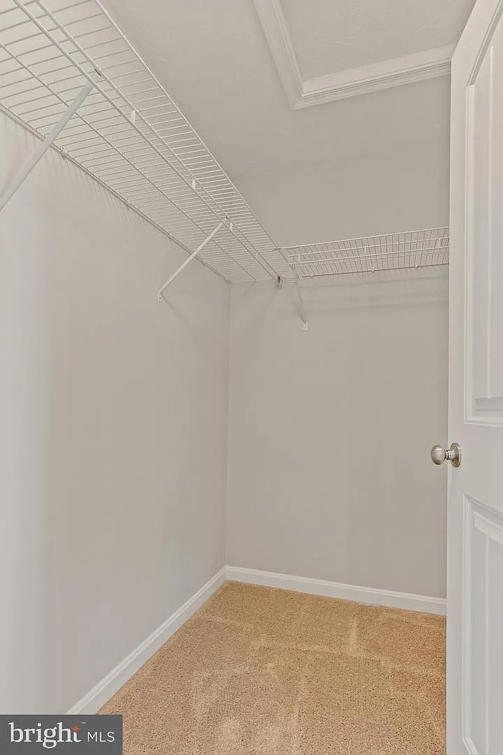 3 bed, 1900 sqft, $2,100 — Photo 1