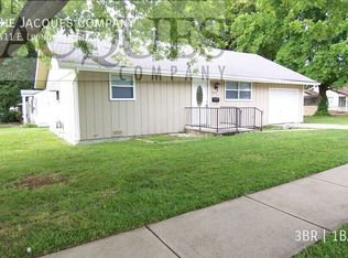 1411 E Livingston St, Springfield, MO 65803