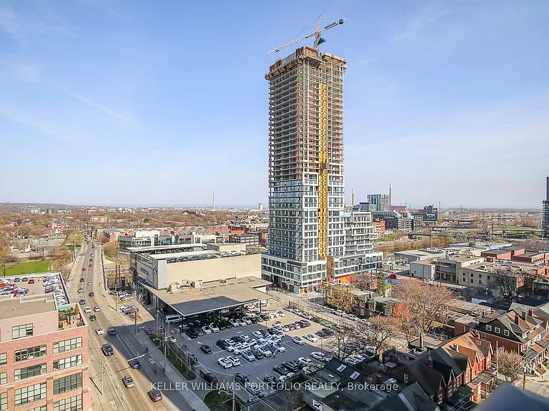 130 River St #1302 — Photo 33