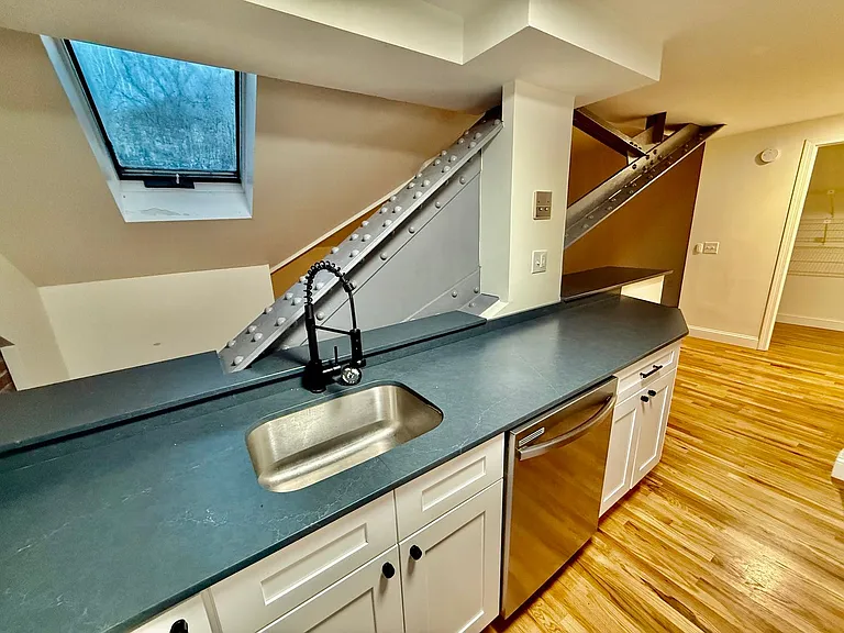 Israel Putnam Apartments — Photo 5
