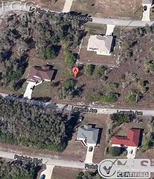 2nd image of 732 Laramie Ave
