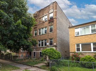 2117 W Arthur Ave, Chicago, IL 60645