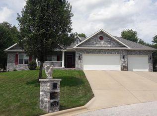 729 E Eleven Point Ln, Nixa, MO 65714