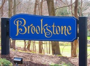 12 Brookstone Cir, Morris Plains, NJ 07950