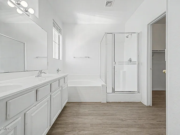1886 E Don Carlos Ave #173 — Photo 17