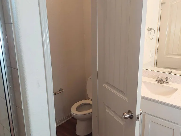 18400 Calasetta Dr — Photo 13