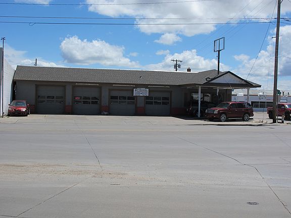 2nd image of 222 S 2nd Ave
