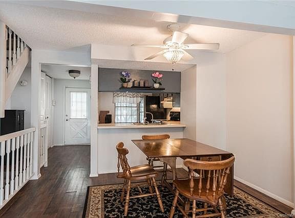 5th image of 7325 Pebblestone Dr APT A