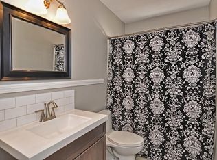 32 Linda Cir, Marlborough, MA 01752