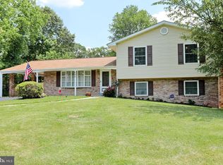 9275 Rollingwood Dr, Pomfret, MD 20675