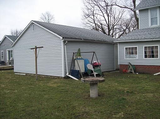 4th image of 539 S Warpole St