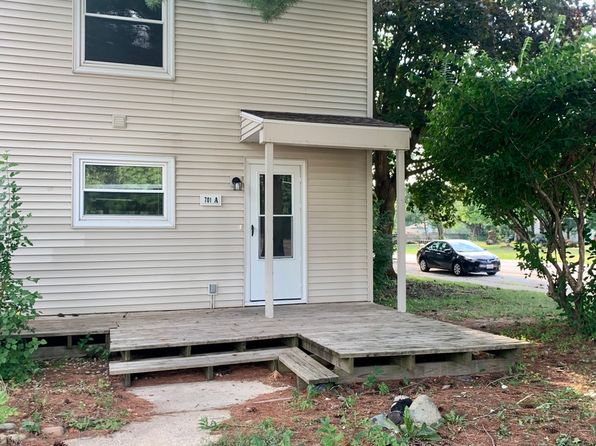 701 Kenwood Rd APT A, Champaign, IL 61821