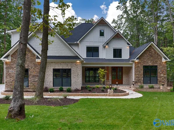 5076 Willow Dr SE, Huntsville, AL 35803
