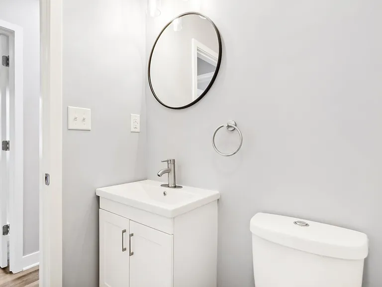 2805 N Talbott St #A — Photo 17