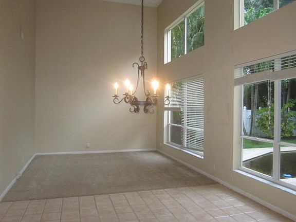 4th image of 1019 Siena Oaks Cir W