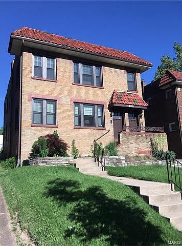 1st image of 1208 Woodland Dr