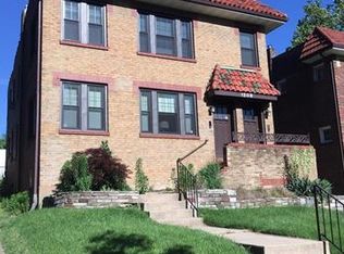 1208 Woodland Dr, Saint Louis, MO 63117