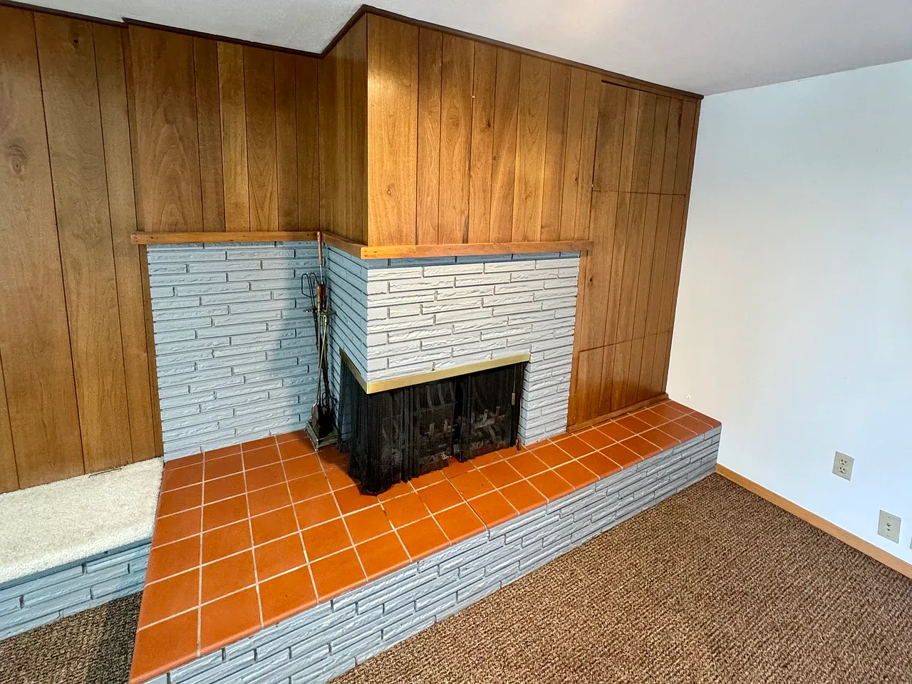 728 Saint Charles St — Photo 4