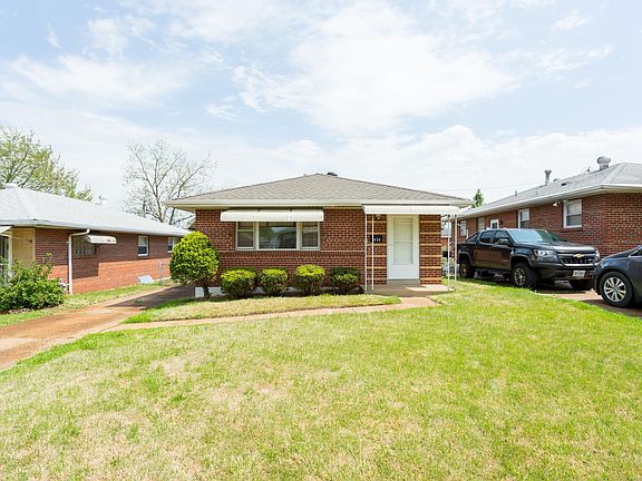 3rd image of 4628 Fendler Ct