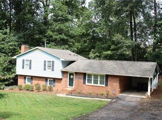 5361 Alamo Dr, Winston Salem, NC 27104