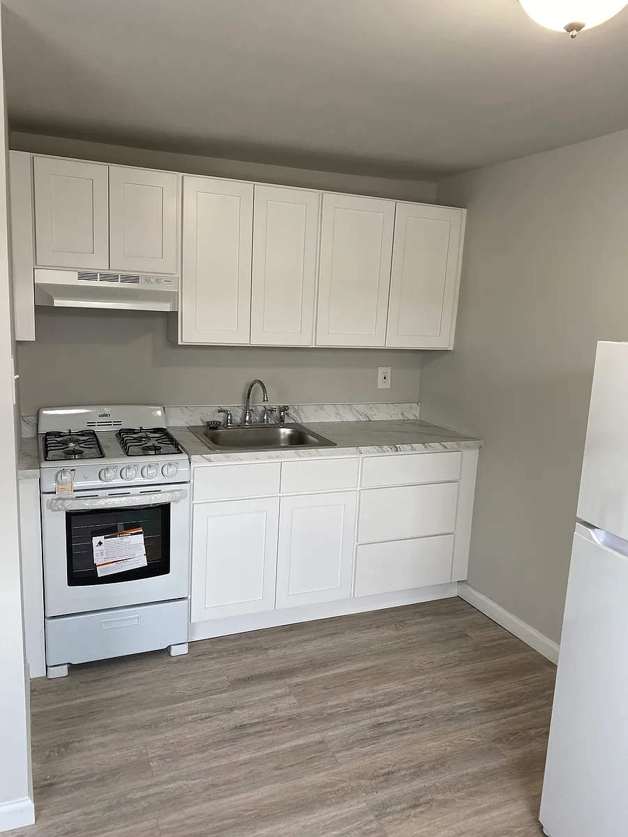 Building Photo - 2137 S White Horse Pike #1B