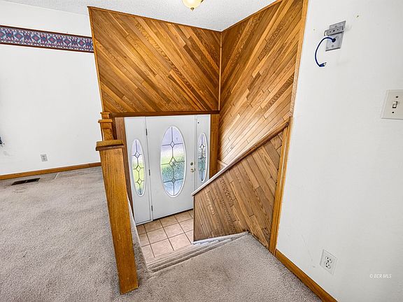 4th image of 104 Barite St